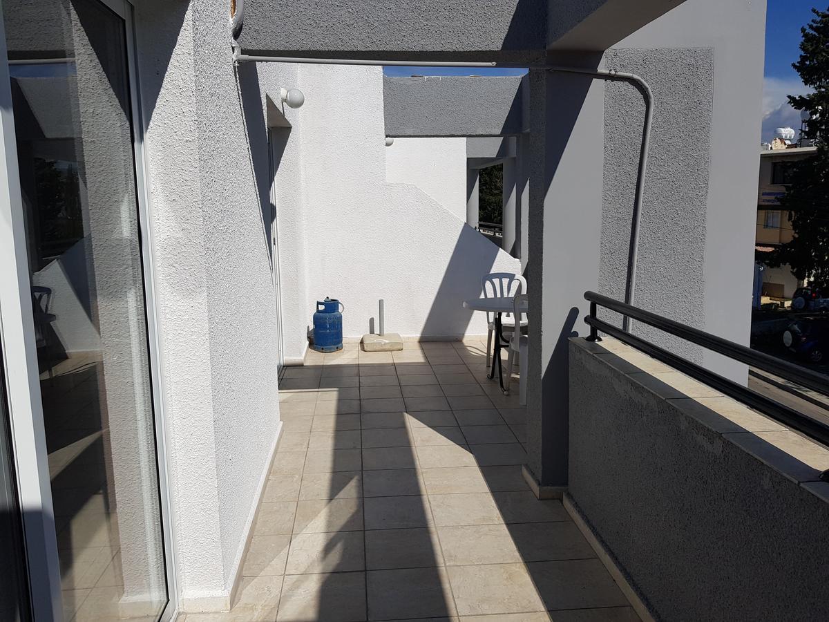 Ferienwohnung Valentinos Court Paphos Exterior foto